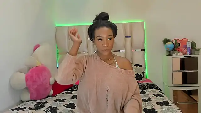 viioolleettaa online show from 12/17/24, 03:27