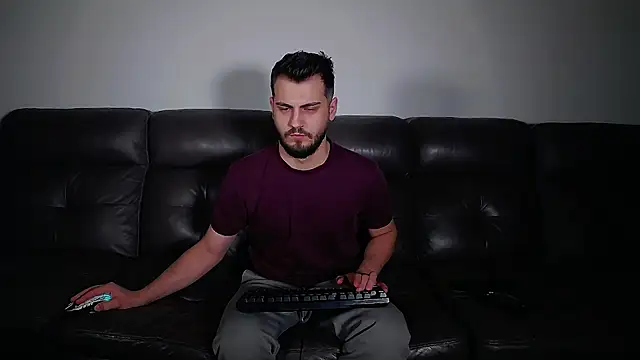 CrazyDom1 online show from 02/18/26, 05:42