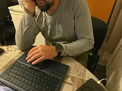 TigerOne19 online show from 11/22/25, 08:51