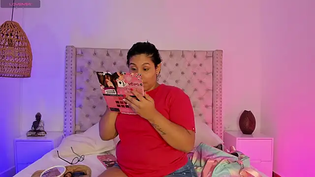 Snapshot of DanielleEvans_ chatting on 03/19/25, 11:06 DanielleEvans online show from 03/19/25, 11:06