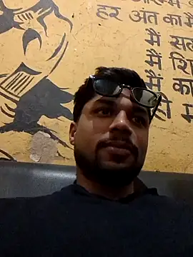  IRRESISTIBLE  online show from 11/12/25, 03:16