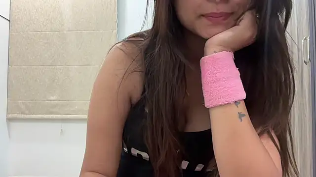 Snapshot of riya_stream chatting on 03/03/26, 03:19 riya stream online show from 03/03/26, 03:19