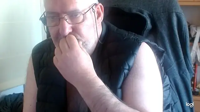 trasnodoluar online show from 04/19/26, 03:24