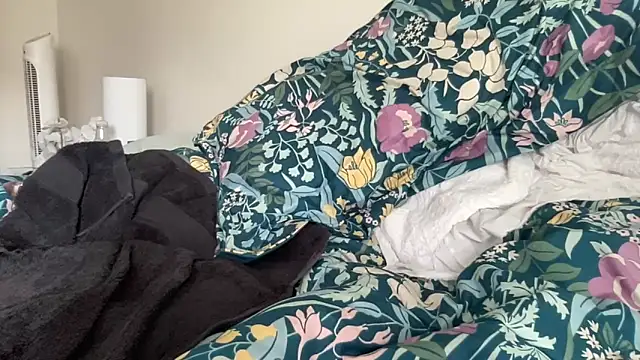 waveonce- online show from 04/20/26, 01:45