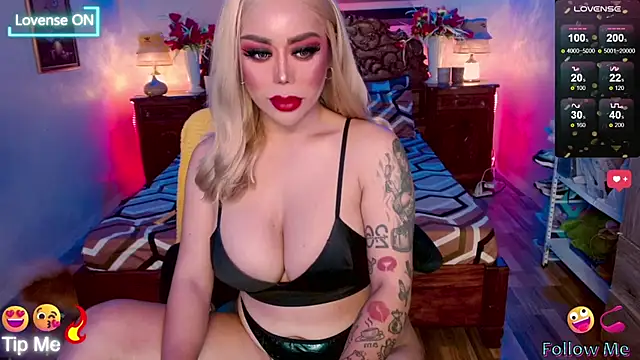 Snapshot of Magnificent_Goddess chatting on 03/01/25, 03:43 Magnificent Goddess online show from 03/01/25, 03:43