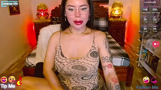 Magnificent Goddess online show from 10/24/25, 04:33