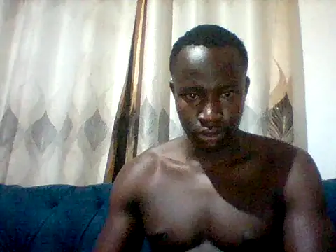 Snapshot of mclntz_bbc chatting on 06/03/26, 02:56 mclntz bbc online show from 06/03/26, 02:56