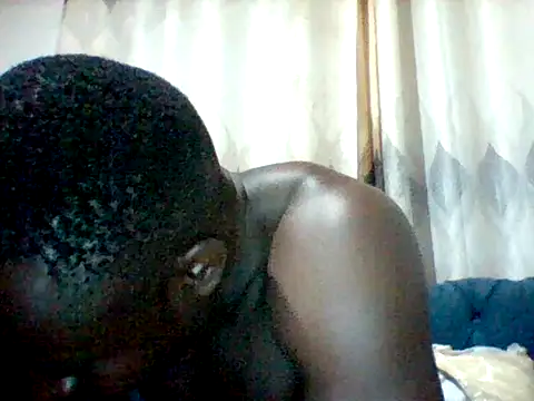 Snapshot of mclntz_bbc chatting on 07/10/26, 03:39 mclntz bbc online show from 07/10/26, 03:39