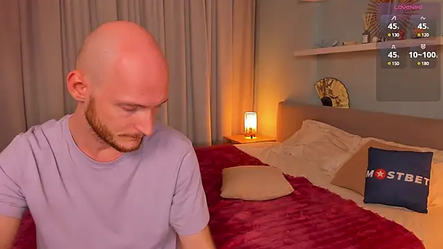 Liv coy online show from 01/31/25, 01:23