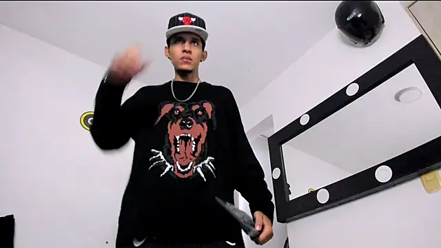 Samuel Suarez online show from 04/03/26, 01:23