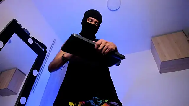 Samuel Suarez online show from 09/26/25, 06:20