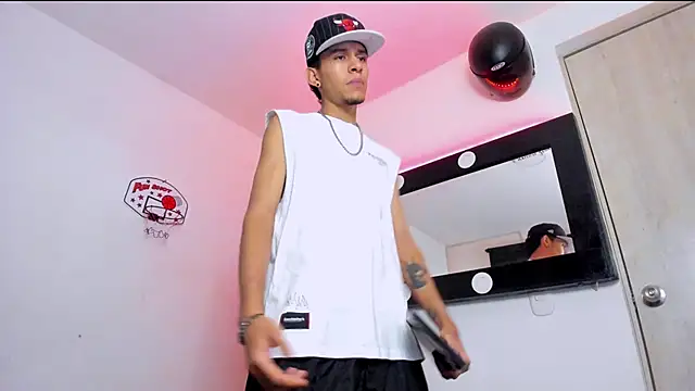 Samuel Suarez online show from 05/21/26, 04:43