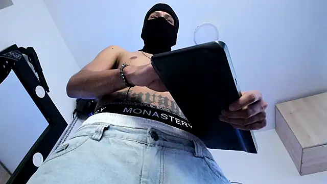 Samuel Suarez online show from 03/06/26, 05:30