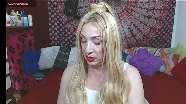 elena evans online show from 03/11/26, 06:24