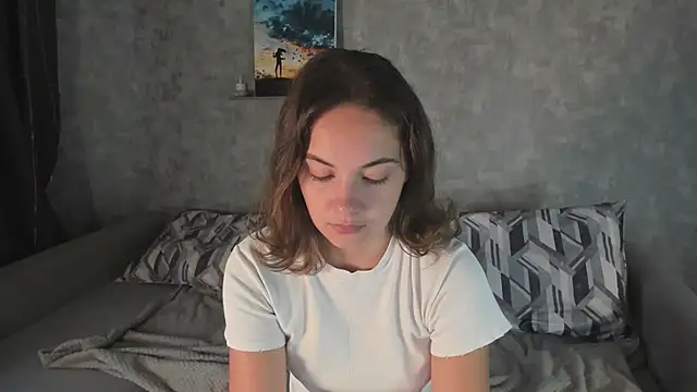 Snapshot of KristinaLoison chatting on 10/05/25, 01:13 KristinaLoison online show from 10/05/25, 01:13
