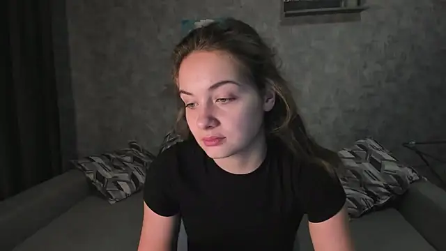 KristinaLoison online show from 01/17/26, 02:20