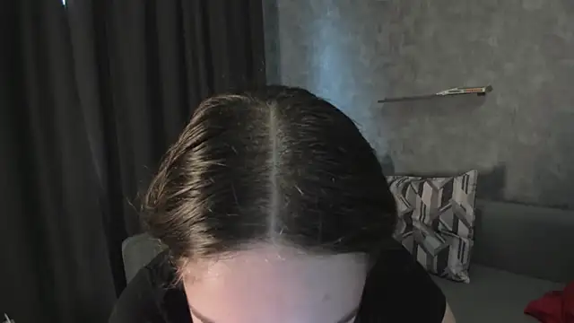 KristinaLoison online show from 04/14/26, 09:25