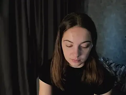 KristinaLoison online show from 05/07/26, 01:03