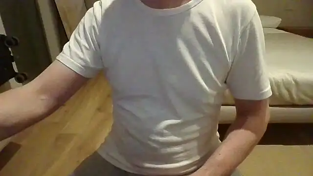 alessex24 online show from 03/17/26, 09:51