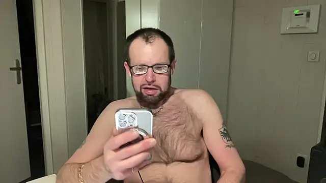 FABIOGLASSES online show from 03/28/26, 11:06