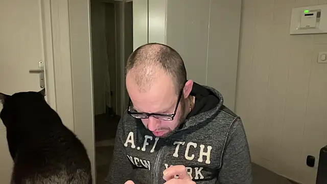 FABIOGLASSES online show from 11/20/25, 11:25