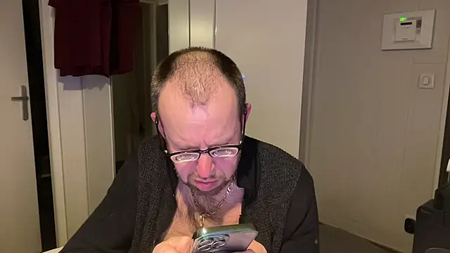 FABIOGLASSES online show from 02/21/26, 11:07