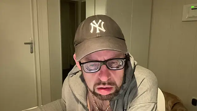 FABIOGLASSES online show from 03/15/26, 11:23