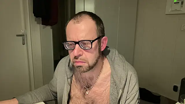 FABIOGLASSES online show from 12/19/25, 02:26