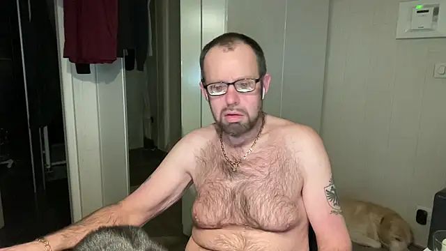 FABIOGLASSES online show from 12/22/25, 11:27