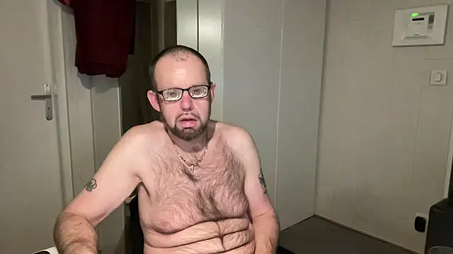 FABIOGLASSES online show from 04/11/26, 12:51