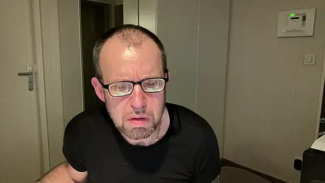 FABIOGLASSES online show from 02/24/26, 10:32