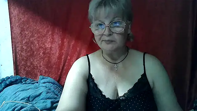 Snapshot of Gina_Marlyn chatting on 05/18/26, 08:02 Gina Marlyn online show from 05/18/26, 08:02