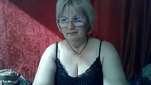 Snapshot of Gina_Marlyn chatting on 04/23/26, 07:48 Gina Marlyn online show from 04/23/26, 07:48