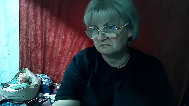 Snapshot of Gina_Marlyn chatting on 05/20/26, 07:44 Gina Marlyn online show from 05/20/26, 07:44