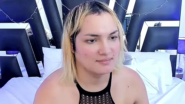 Snapshot of katya_kozlov chatting on 03/02/25, 10:16 katya kozlov online show from 03/02/25, 10:16