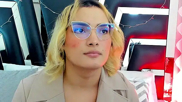 Snapshot of katya_kozlov chatting on 02/19/25, 03:50 katya kozlov online show from 02/19/25, 03:50