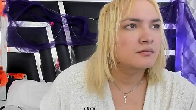 katya kozlov online show from 11/05/25, 03:20