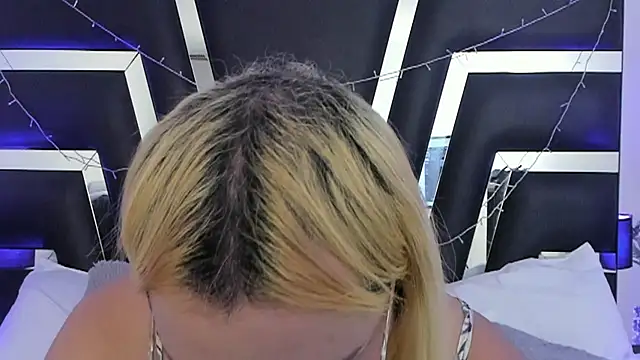 katya kozlov online show from 12/16/25, 04:28