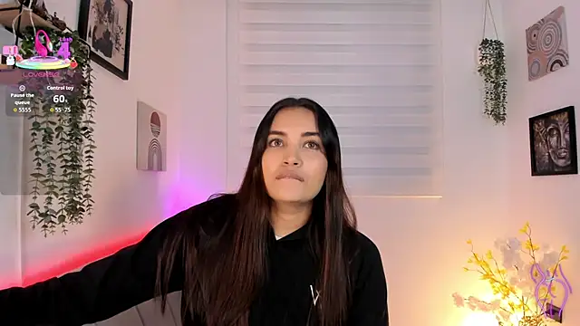 aisha es online show from 02/23/26, 10:54