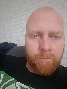 Snapshot of nicoco5757 chatting on 02/06/26, 01:29 nicoco5757 online show from 02/06/26, 01:29