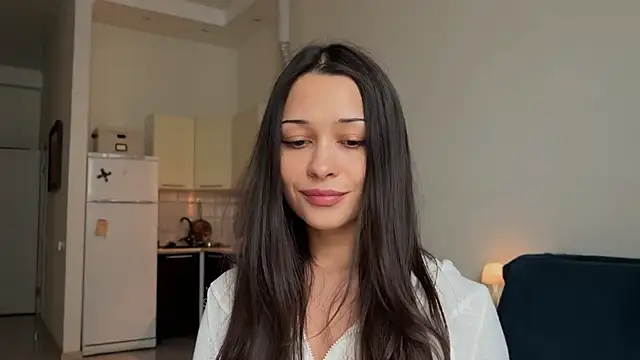 mo1ly online show from 04/18/26, 01:13