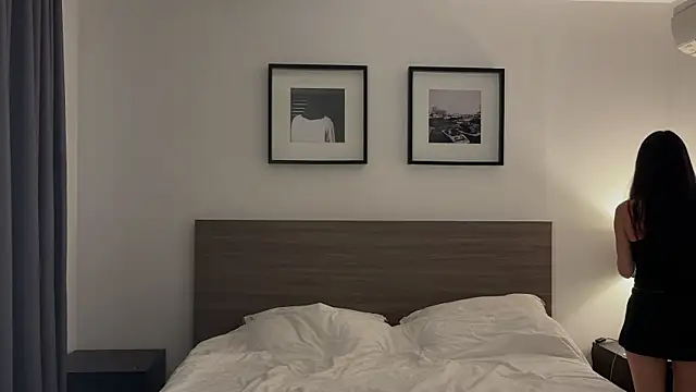 mo1ly online show from 02/22/26, 11:34