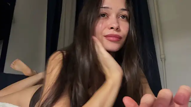 mo1ly online show from 06/21/26, 10:59