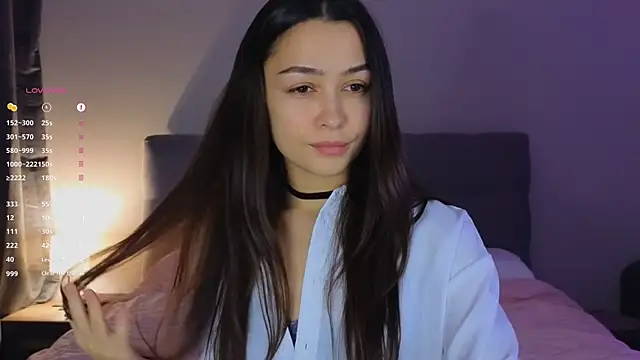 mo1ly online show from 03/06/25, 08:30