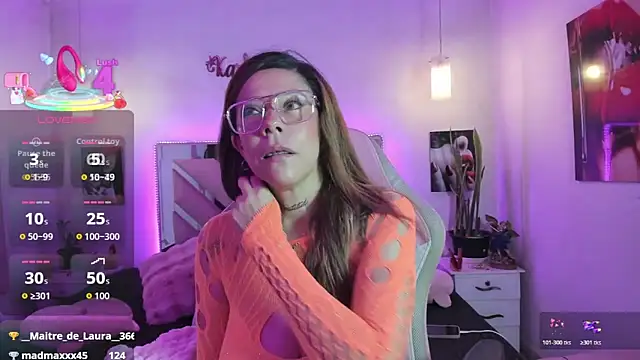 Karly moon online show from 06/19/26, 10:47