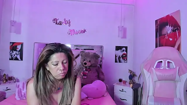 Karly moon online show from 05/24/26, 09:53