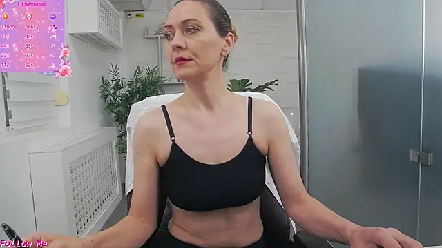 EllaMilf  online show from 05/24/26, 02:39