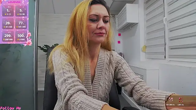 EllaMilf  online show from 11/25/25, 03:23