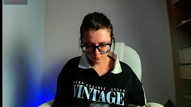 Arya starrk online show from 02/26/25, 03:21