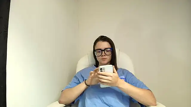 Arya starrk online show from 02/17/25, 01:44